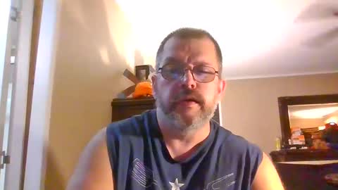 IDKIDCIDGAF online show from October 1, 2:50 am