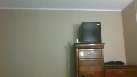 IDKIDCIDGAF online show from February 14, 11:01 pm