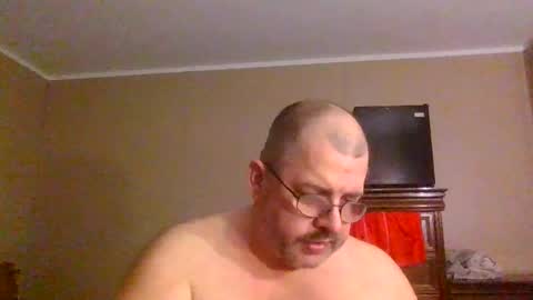 IDKIDCIDGAF online show from April 12, 2:16 am