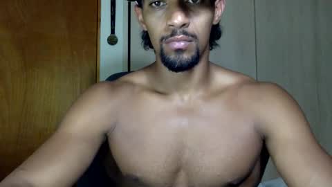 Snapshot of god_of_olumpus chatting on May 11, 10:29 pm god_of_olumpus online show from May 11, 10:29 pm