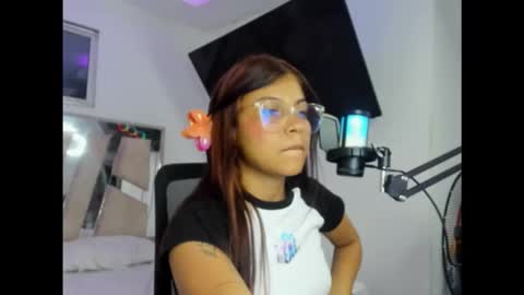 goddes_any online show from November 2, 1:52 am