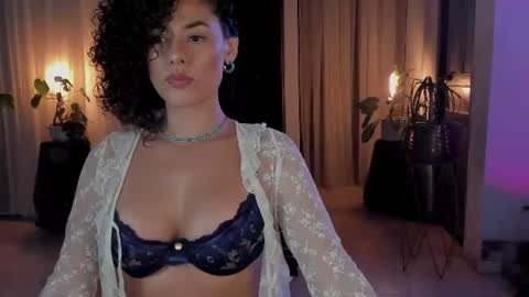 Snapshot of goddes_helena chatting on August 1, 1:05 am Elena online show from August 1, 1:05 am