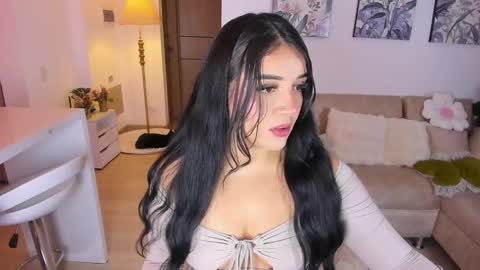 Snapshot of goddess8love chatting on March 23, 4:38 am goddess8love online show from March 23, 4:38 am