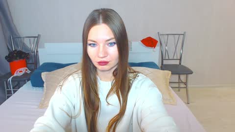 Snapshot of goddess_squirt_ chatting on January 4, 8:06 am Katrin online show from January 4, 8:06 am