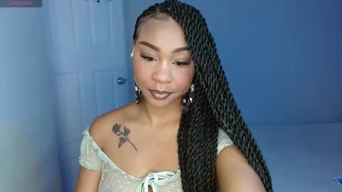 Snapshot of goddess_val chatting on December 21, 10:00 am Valentina online show from December 21, 10:00 am