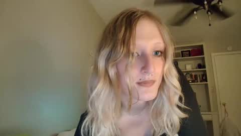 goddessalison online show from March 22, 3:21 am