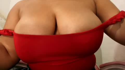CHANELL online show from June 6, 7:02 am