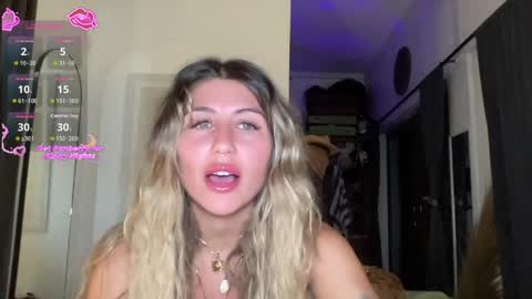 GoddessDove online show from April 8, 11:43 am