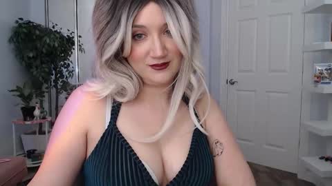 Goddess Emmy online show from February 25, 9:02 pm