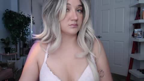 Goddess Emmy online show from March 17, 7:39 pm