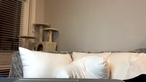 Snapshot of goddessfeyaa chatting on December 10, 11:40 pm feyaa22 online show from December 10, 11:40 pm