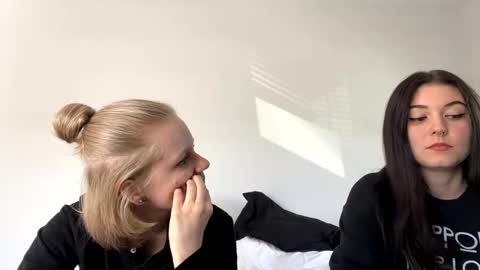 Snapshot of goddessfeyaa chatting on January 5, 4:38 pm feyaa22 online show from January 5, 4:38 pm