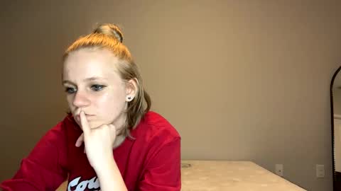 Snapshot of goddessfeyaa chatting on January 9, 1:50 am feyaa22 online show from January 9, 1:50 am