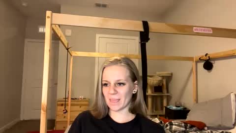 Snapshot of goddessfeyaa chatting on January 24, 1:13 am feyaa22 online show from January 24, 1:13 am