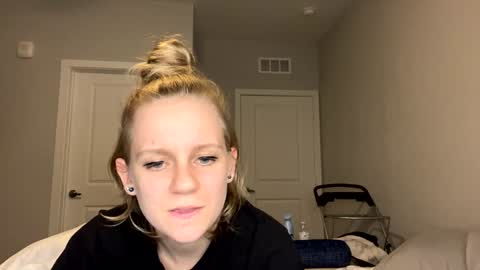 Snapshot of goddessfeyaa chatting on January 26, 11:39 pm feyaa22 online show from January 26, 11:39 pm