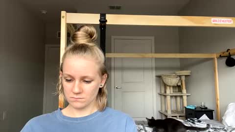 Snapshot of goddessfeyaa chatting on January 28, 4:19 pm feyaa22 online show from January 28, 4:19 pm