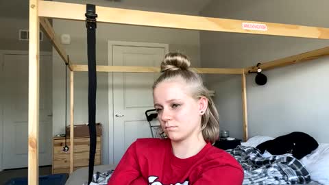 Snapshot of goddessfeyaa chatting on January 31, 4:48 pm feyaa22 online show from January 31, 4:48 pm