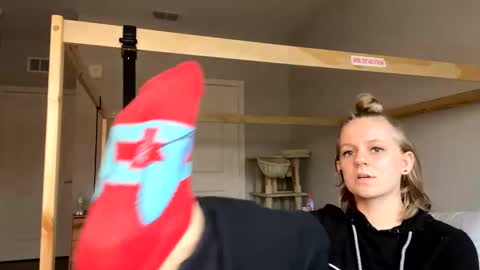 Snapshot of goddessfeyaa chatting on February 1, 1:41 pm feyaa22 online show from February 1, 1:41 pm