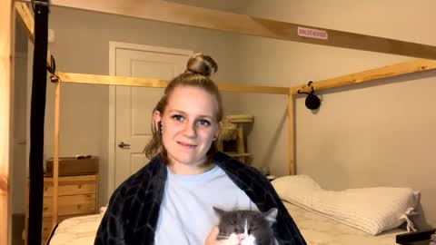 Snapshot of goddessfeyaa chatting on February 7, 12:09 am feyaa22 online show from February 7, 12:09 am