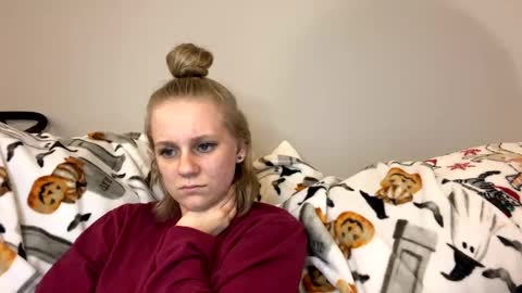 Snapshot of goddessfeyaa chatting on February 12, 1:19 am feyaa22 online show from February 12, 1:19 am