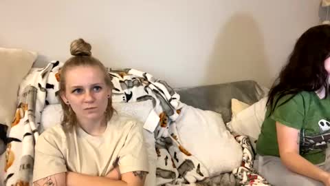 Snapshot of goddessfeyaa chatting on February 13, 1:08 am feyaa22 online show from February 13, 1:08 am