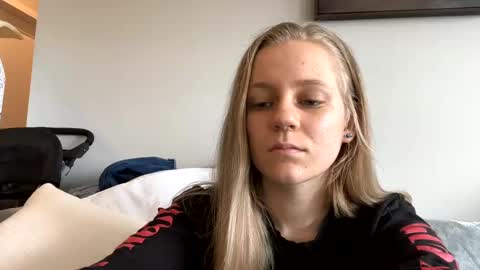 Snapshot of goddessfeyaa chatting on February 16, 3:59 pm feyaa22 online show from February 16, 3:59 pm