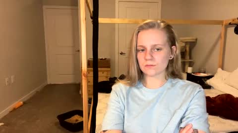 Snapshot of goddessfeyaa chatting on February 22, 2:28 am feyaa22 online show from February 22, 2:28 am