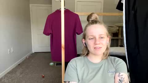 Snapshot of goddessfeyaa chatting on March 7, 4:00 pm feyaa22 online show from March 7, 4:00 pm