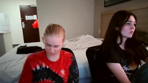 Snapshot of goddessfeyaa chatting on September 15, 5:07 am feyaa22 online show from September 15, 5:07 am