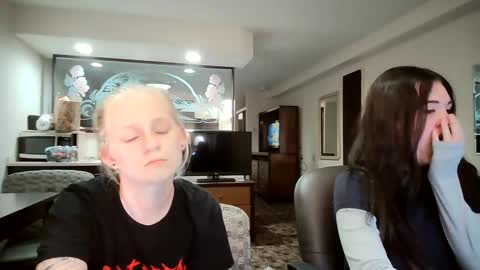 Snapshot of goddessfeyaa chatting on September 25, 5:22 am feyaa22 online show from September 25, 5:22 am