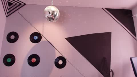 Snapshot of goddessjulieta chatting on November 22, 7:35 pm Julieta online show from November 22, 7:35 pm