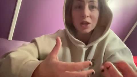 Snapshot of goddesslilith chatting on May 4, 8:49 pm Goddess Lilith - 111 tks to PM online show from May 4, 8:49 pm