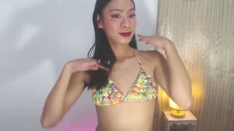 Kyla and Nian online show from September 24, 2:04 am