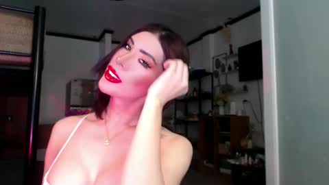 Snapshot of goddessofbigcock chatting on December 4, 2:53 am Eva online show from December 4, 2:53 am