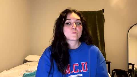 Snapshot of goddessshadowraven chatting on December 13, 1:48 am Goddess Raven online show from December 13, 1:48 am