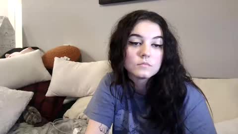 Snapshot of goddessshadowraven chatting on February 22, 2:17 am Goddess Raven online show from February 22, 2:17 am