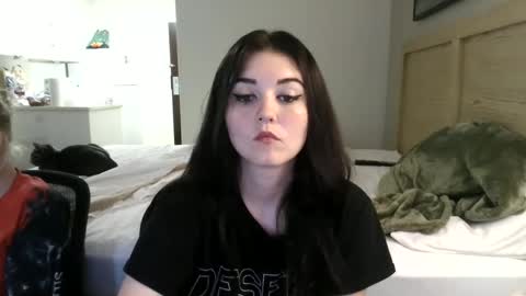 Snapshot of goddessshadowraven chatting on September 15, 4:56 am Goddess Raven online show from September 15, 4:56 am