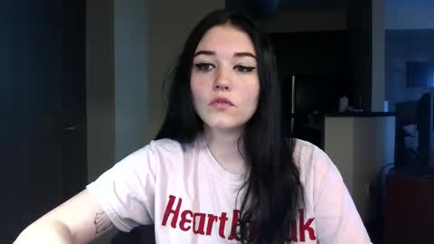 Snapshot of goddessshadowraven chatting on September 19, 4:51 pm Goddess Raven online show from September 19, 4:51 pm