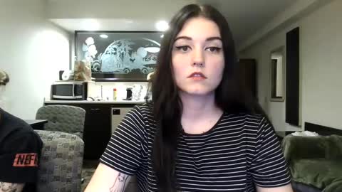 Snapshot of goddessshadowraven chatting on September 26, 4:27 am Goddess Raven online show from September 26, 4:27 am