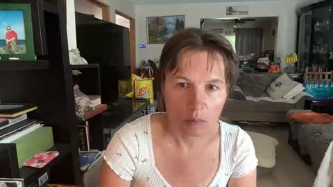 Snapshot of goddesszofia chatting on May 22, 1:06 pm goddesszofia online show from May 22, 1:06 pm