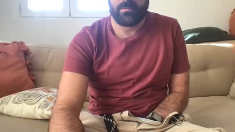 J online show from November 21, 11:31 am