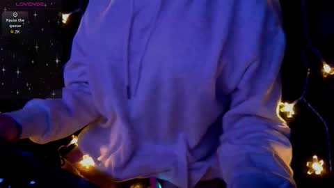 godpphire online show from December 14, 10:03 pm