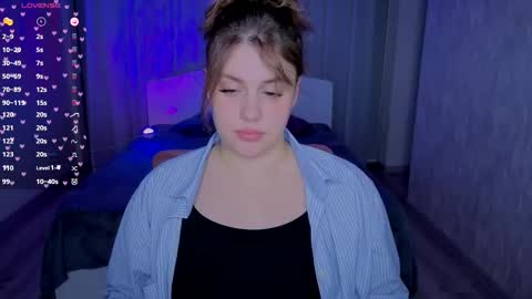 Snapshot of goga_li chatting on September 19, 4:51 pm Lilya online show from September 19, 4:51 pm