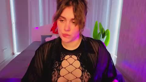 Snapshot of goga_li chatting on February 14, 7:05 am Lilya online show from February 14, 7:05 am