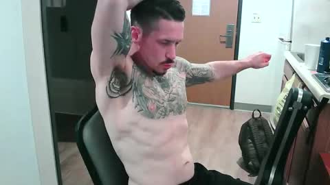 Snapshot of goinwild8900 chatting on December 23, 11:25 am goinwild8900 online show from December 23, 11:25 am