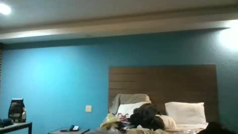 Snapshot of goinwild8900 chatting on December 4, 2:32 am goinwild8900 online show from December 4, 2:32 am