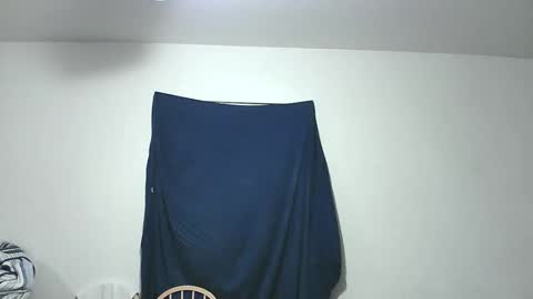 Snapshot of goinwild8900 chatting on December 5, 7:39 am goinwild8900 online show from December 5, 7:39 am