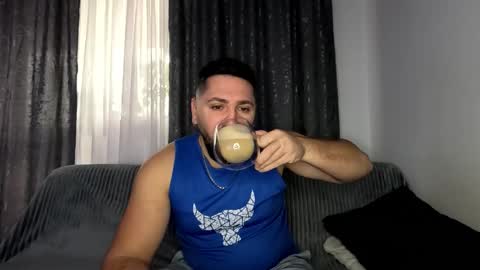 Snapshot of gold_alpha_boy chatting on November 5, 8:47 am gold_alpha_boy online show from November 5, 8:47 am