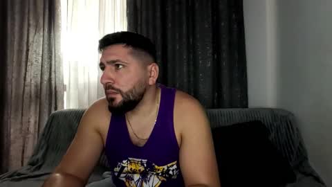 Snapshot of gold_alpha_boy chatting on November 6, 11:22 am gold_alpha_boy online show from November 6, 11:22 am