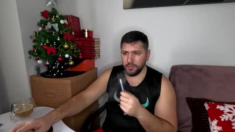 Snapshot of gold_alpha_boy chatting on December 3, 10:24 am gold_alpha_boy online show from December 3, 10:24 am